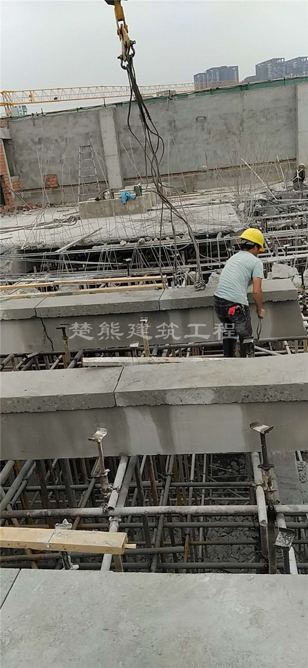 2020年6月温江药厂楼板切割